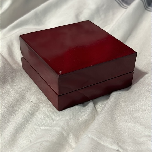 Beautiful Heart-Shaped Diamond Necklace from Halmo Jewllers - Picture 5 of 6